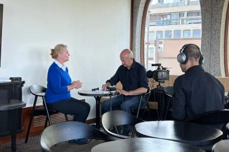 Media training be.Source